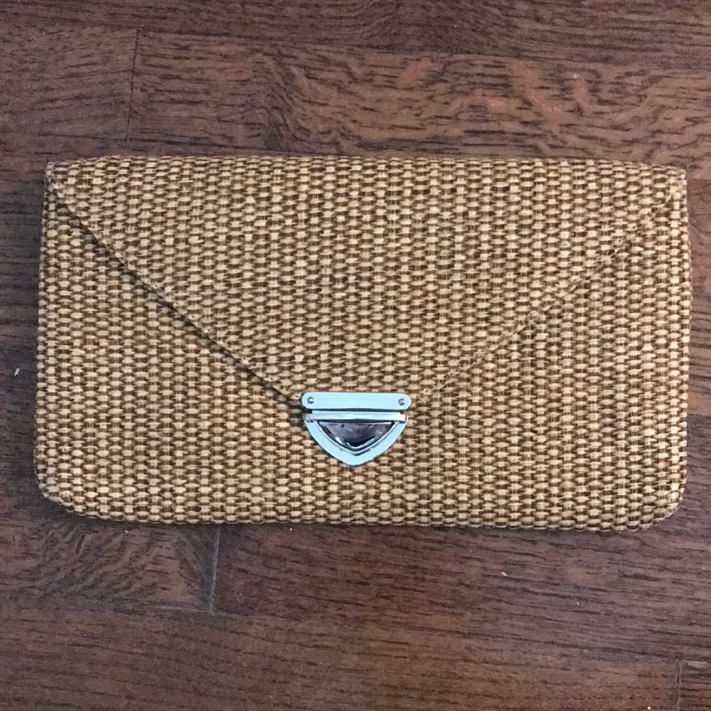 COPY - Bujibaja woven natural fold over clutch - Picture 1 of 4
